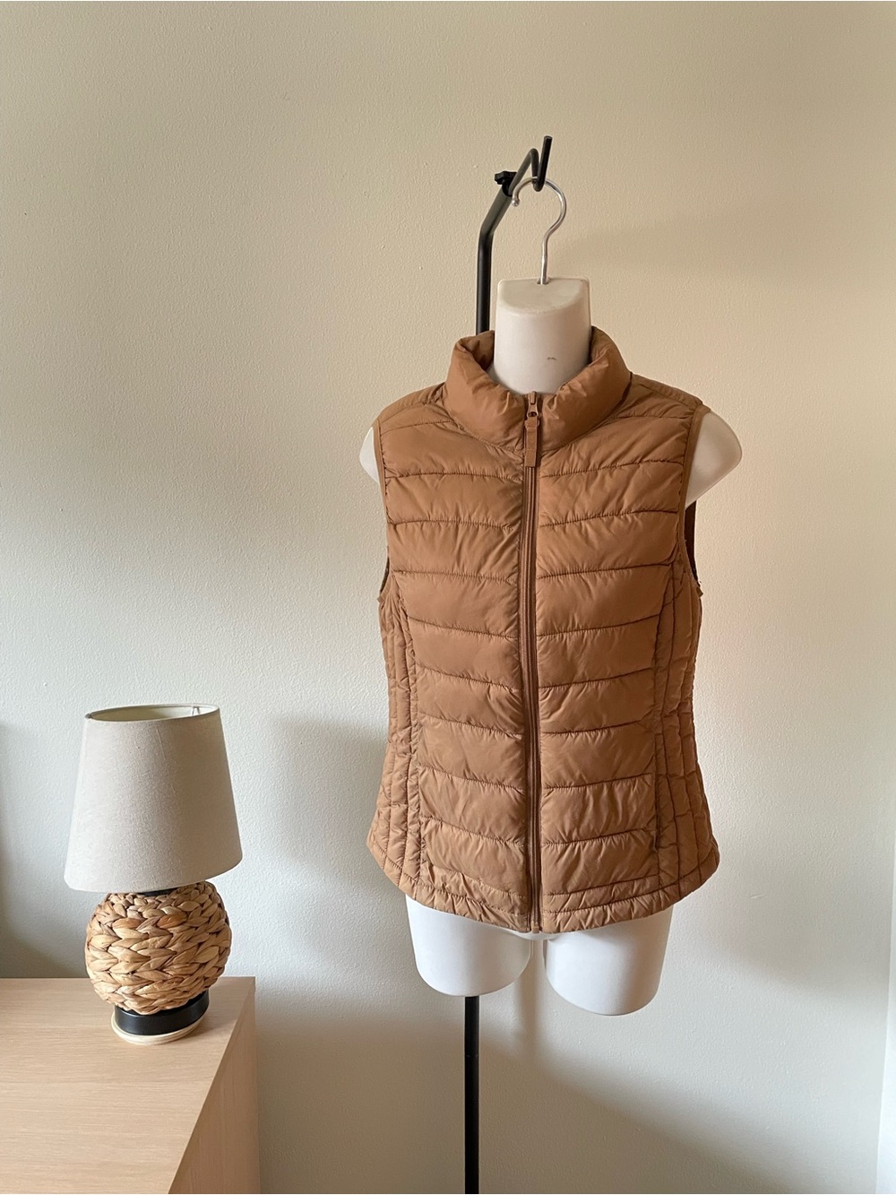 Women’s Quilted Sleeveless Puffer Vest - Camel